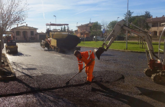 lavori strade marciapiedi piste ciclabili valeri impresa asfalto cemento 